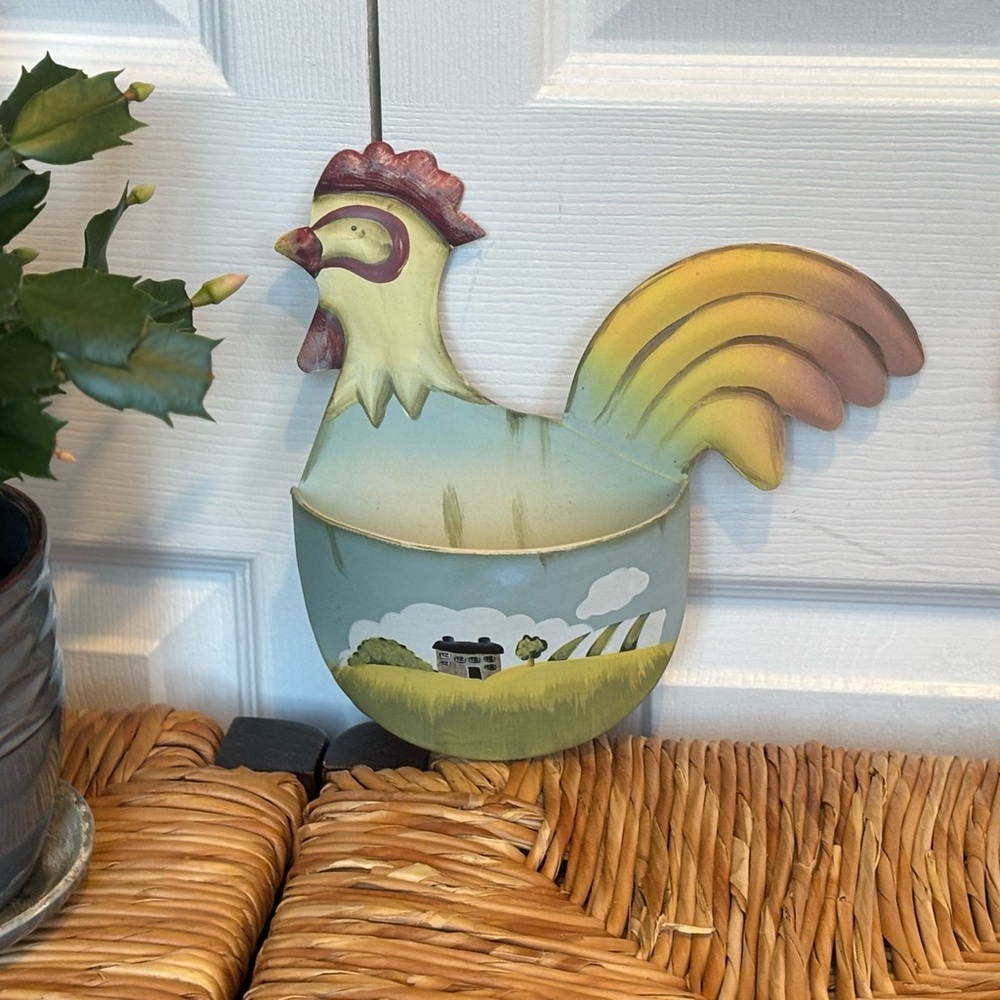 Rustic Farmhouse Rooster Wall Decor Art With Pocket and Scenic Painting